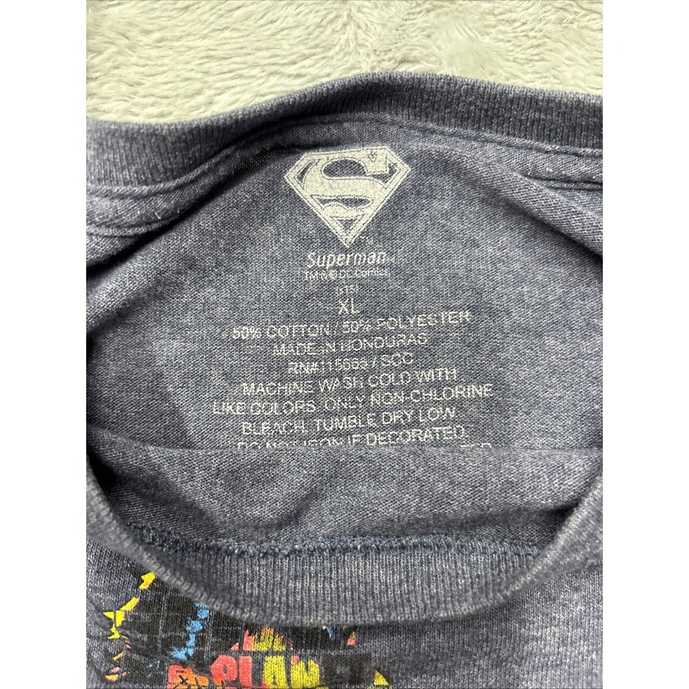 DC Comics SUPERMAN SUPER HERO MAN Of STEEL Word Puzzle Body TEE T Shirt MEN'S XL - Picture 4 of 9